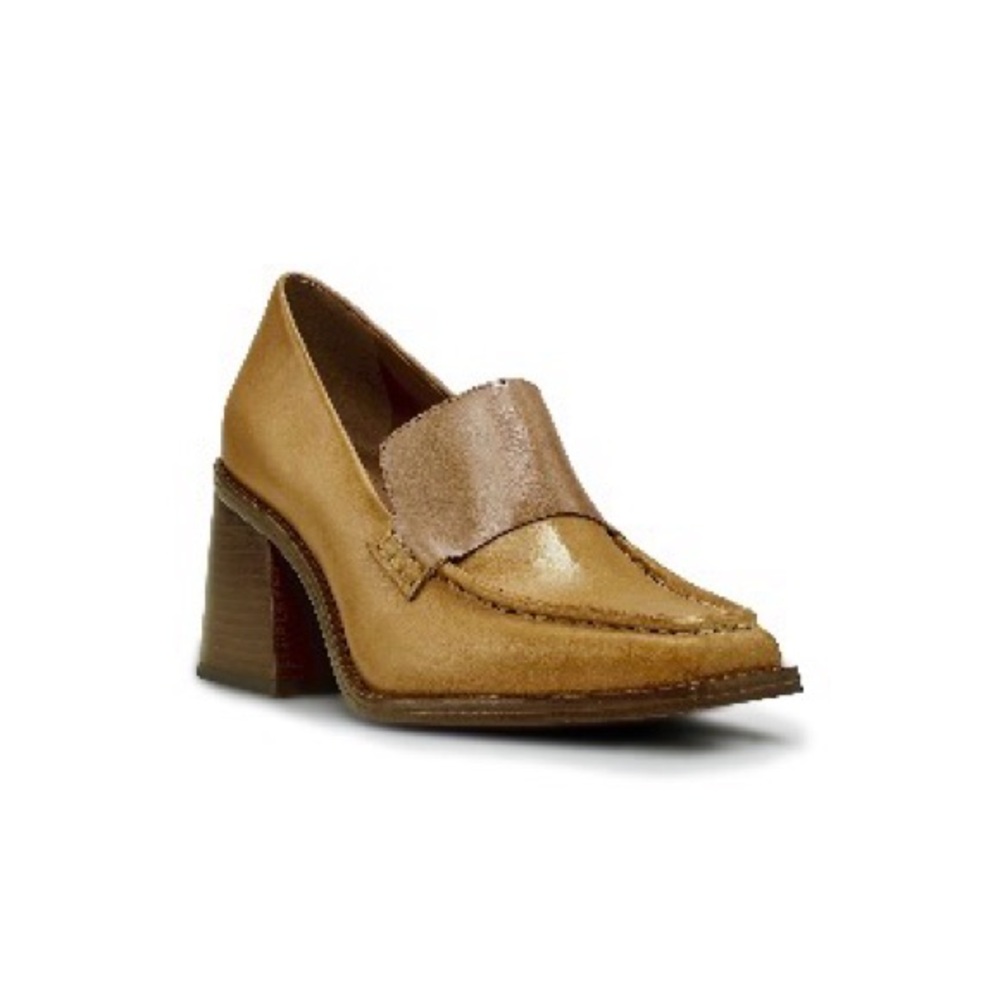 Vince Camuto Leather Heeled Loafer 7.5
